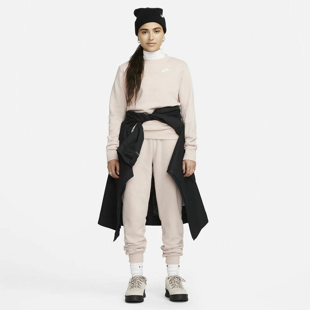 Women's Nike Sportswear Club Fleece Crewneck Sweatshirt - Image 8
