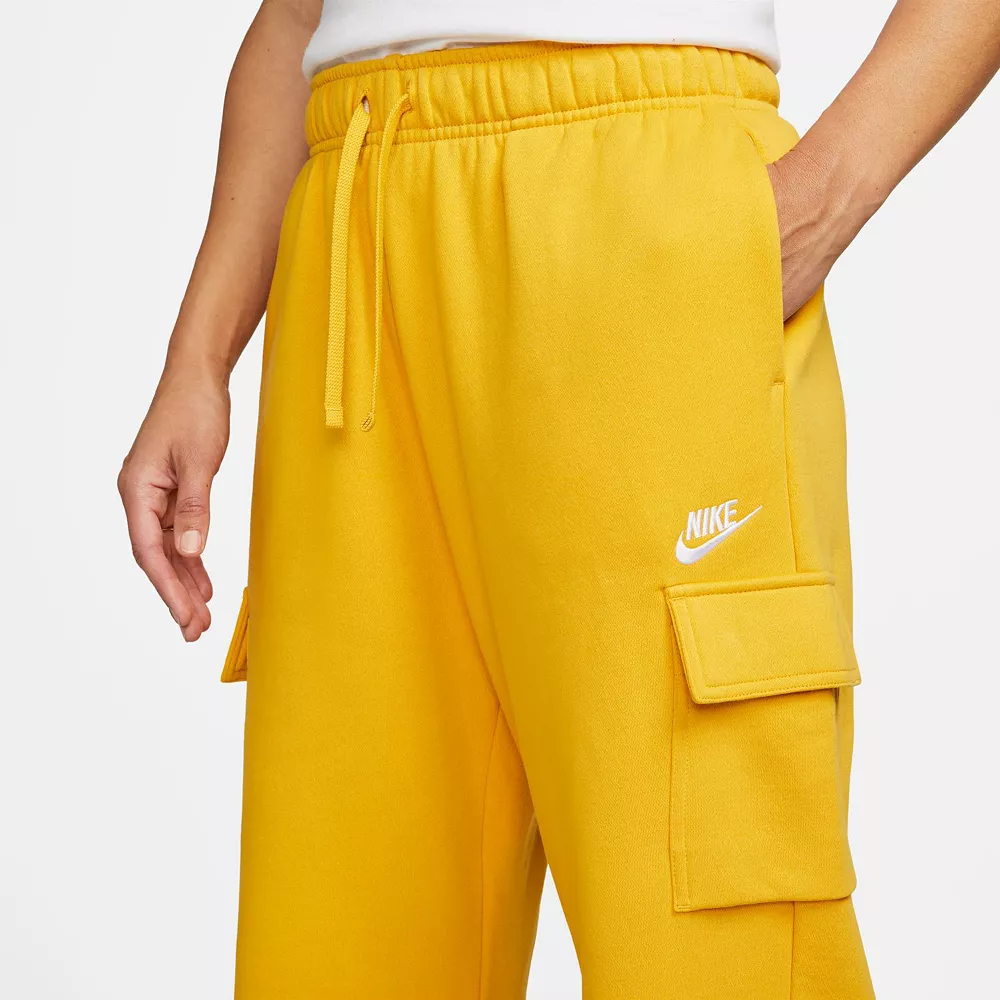 Women's Nike Sportswear Club Fleece Midrise Cargo Pants - Image 7