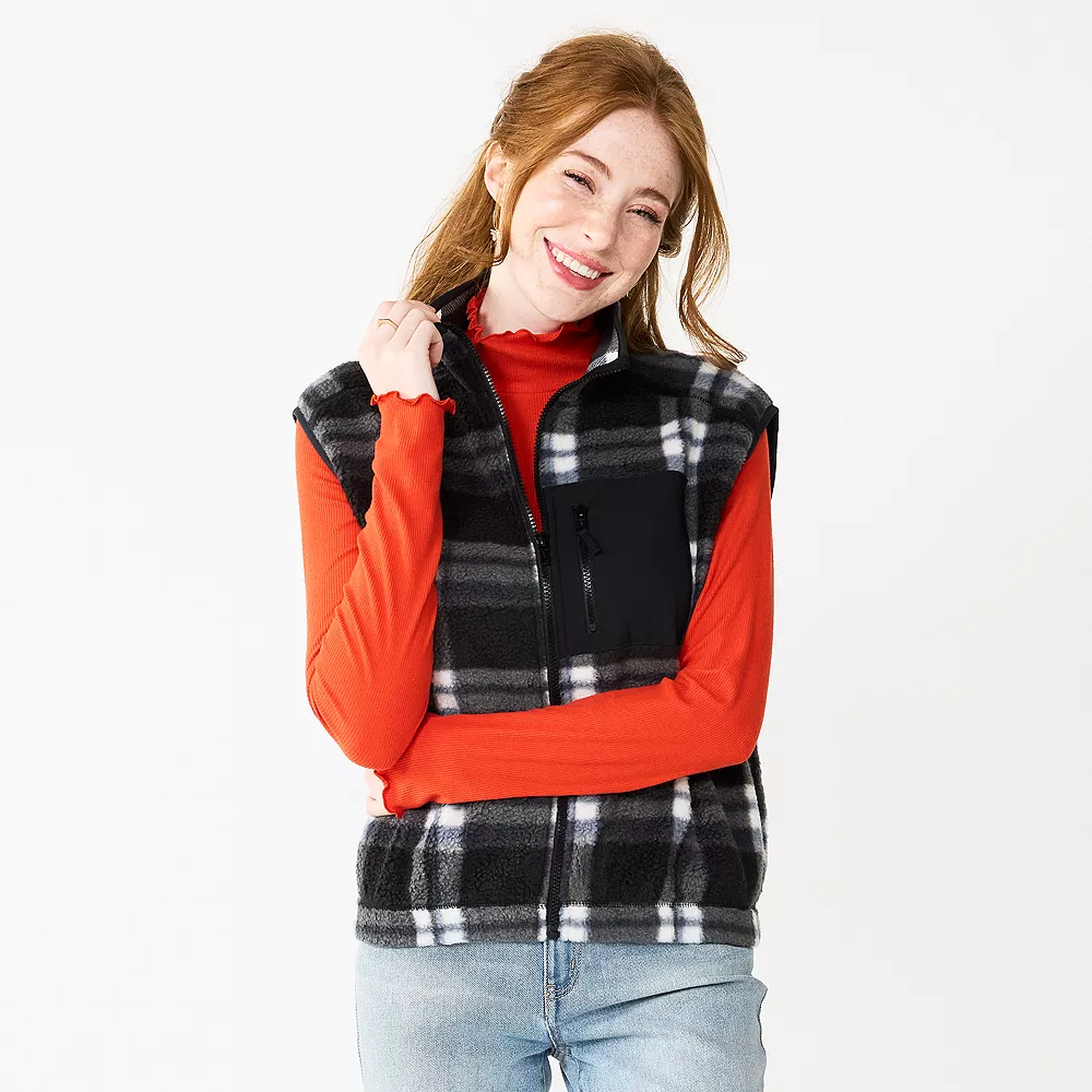 Juniors' SO® Sherpa Vest - Image 2